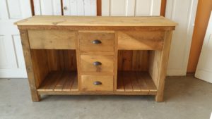 5ft Reclaimed Barnwood pine post style Vanity